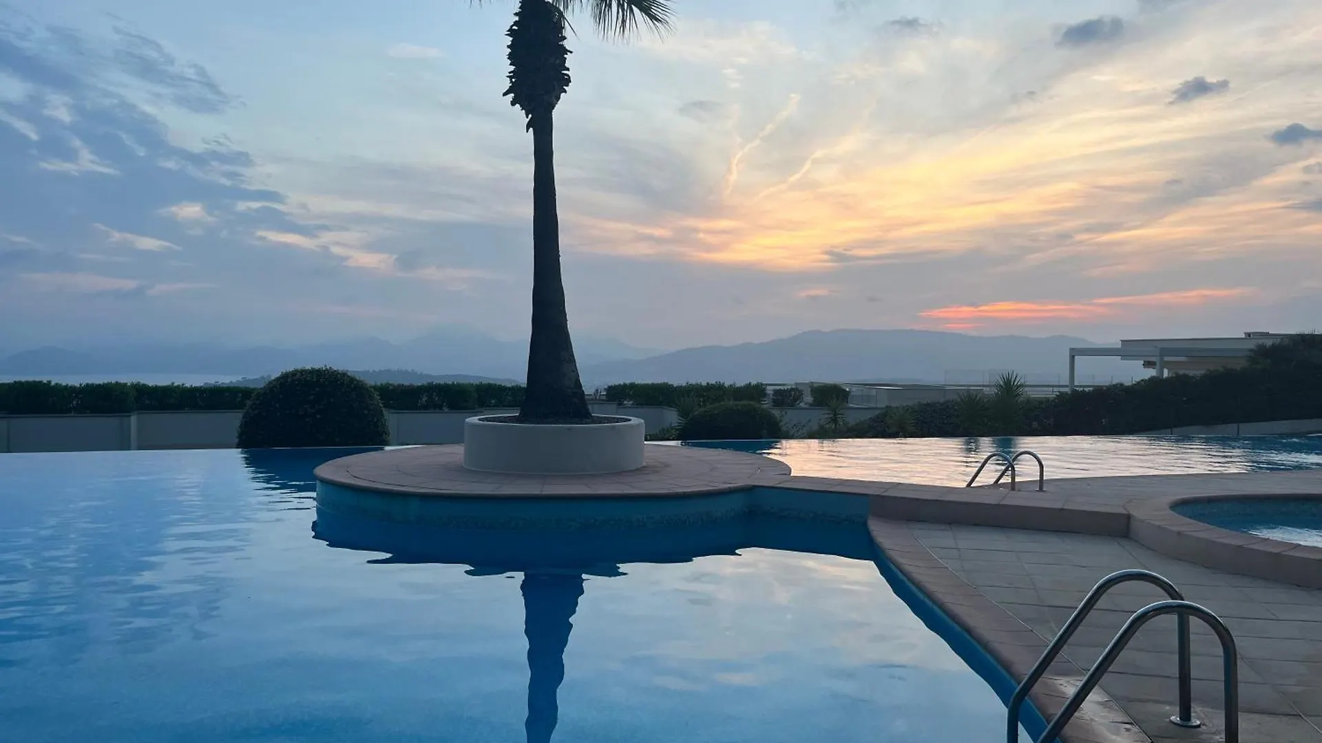 Grand Studio Sur Les Hauteurs De Cannes Mougins